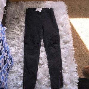 NWT wishful thinking leggings